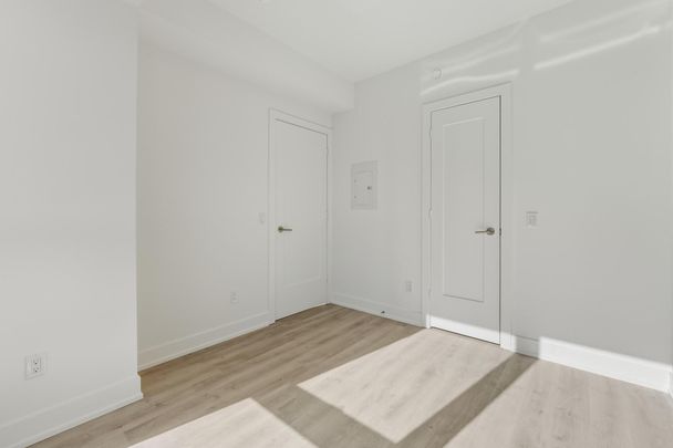 For Lease - 60 Central Park Roadway N/A Unit# 1605, Toronto, Ontario - Photo 1