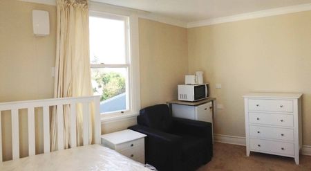 Premium Ensuite Rooms with Great Views - Photo 4