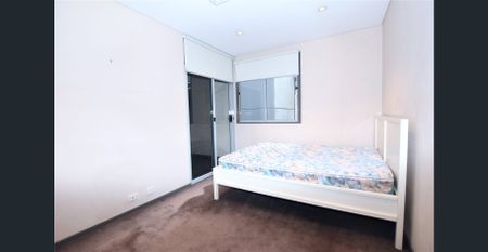 Charming Two Bedroom Apartment Close To Everything! - Photo 2