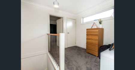 Immaculately Presented Two Bedroom Townhouse - Photo 3