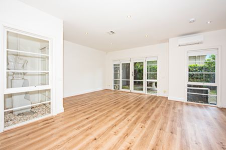 1 Lewisham Lane, Windsor VIC 3181 - House For Rent | Domain - Photo 5