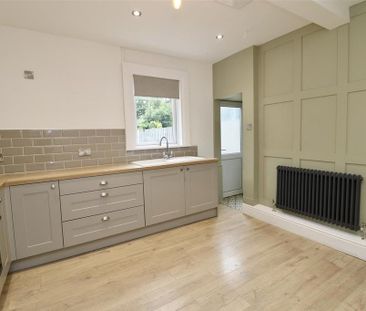 2 bedroom terraced house to rent - Photo 5