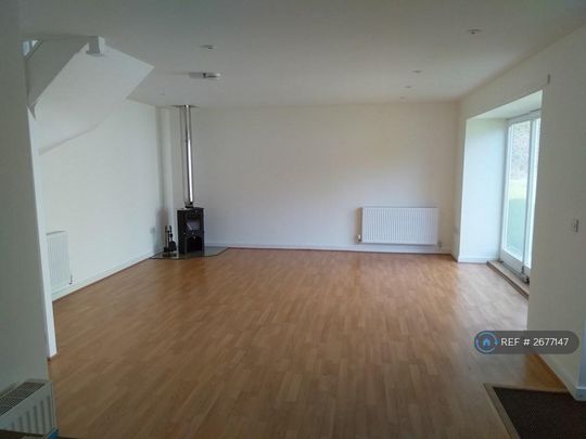 2 bedroom terraced house to rent - Photo 1