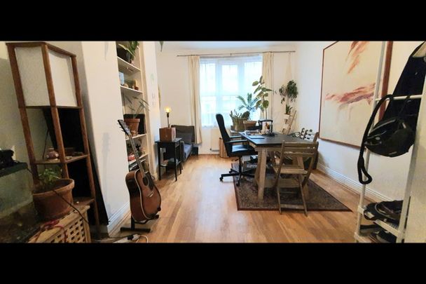 2 Bed Flat, Allen Road, N16 - Photo 1