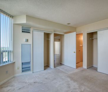 For Lease - 135 Hillcrest Avenue Unit# 2212, Mississauga, Ontario - Photo 3