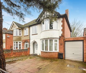 3 bedroom semi-detached house to rent - Photo 3