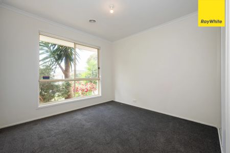Freshly Updated 3-Bedroom Home in a Prime Location - 71 Dunvegan, Kurunjang - Photo 3