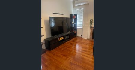 Newly renovated spacious 2 bedroom home - Photo 5