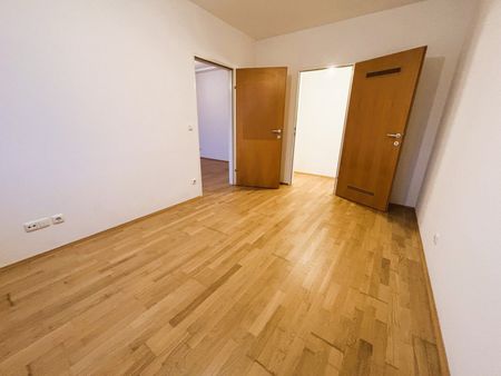 Perfekt aufgeteilte 2-Zimmer-Wohnung mit neuer Einbauküche in idealer Lage! - Foto 2