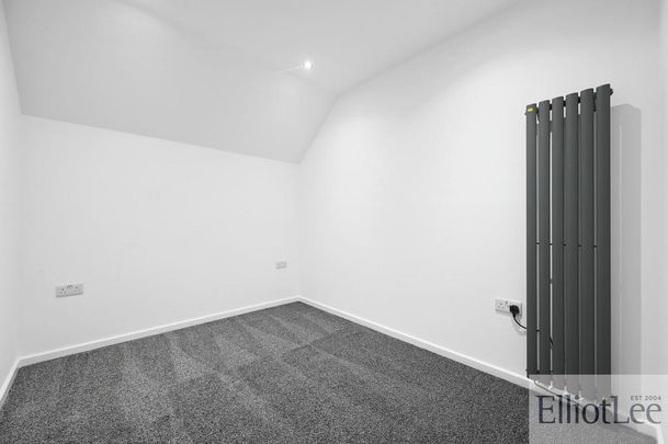 3 bedroom apartment to rent - Photo 1