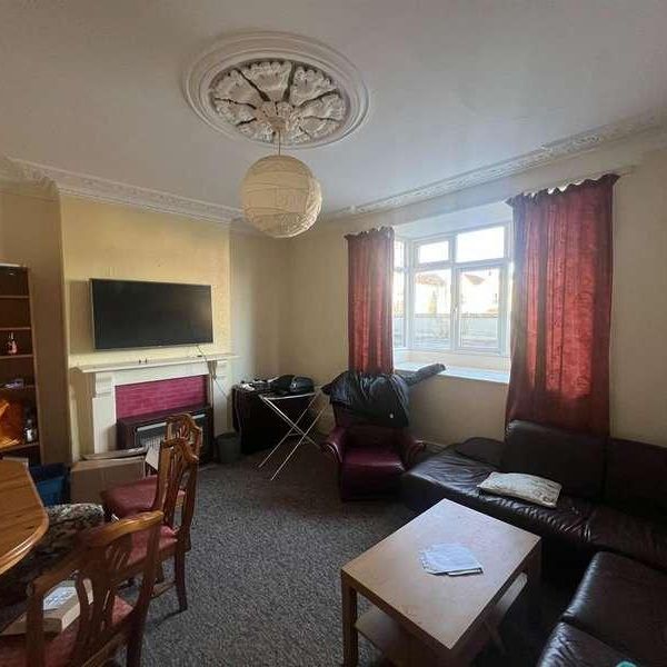 Gloucester Road, Bishopston, Bristol, BS7 - Photo 1