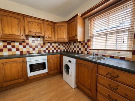 Apt 28, 48 Rossmore Drive, Belfast, BT7 3LA - Photo 2