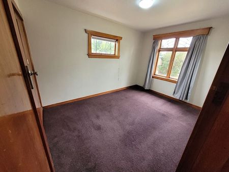 Charming 3BR Wainoni Home + Studio! - Photo 5