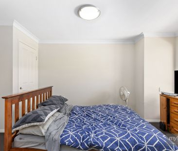 2/42 Gordon Avenue, Newtown - Photo 2