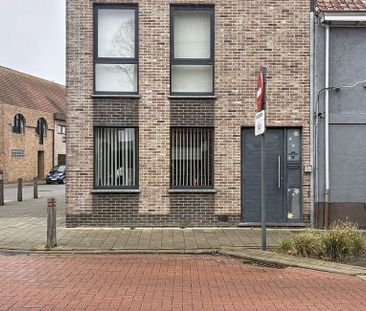 Appartement te huur in Eeklo voor € 800 met 2 slaapkamers - Foto 4