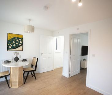 3 bedroom semi-detached house to rent - Photo 3