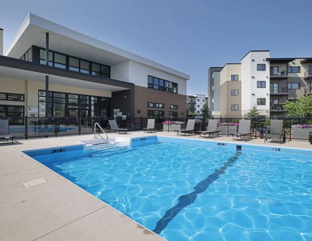 The Summit at Seasons — 1 Bedroom, 1 Bathroom + Den - Photo 1