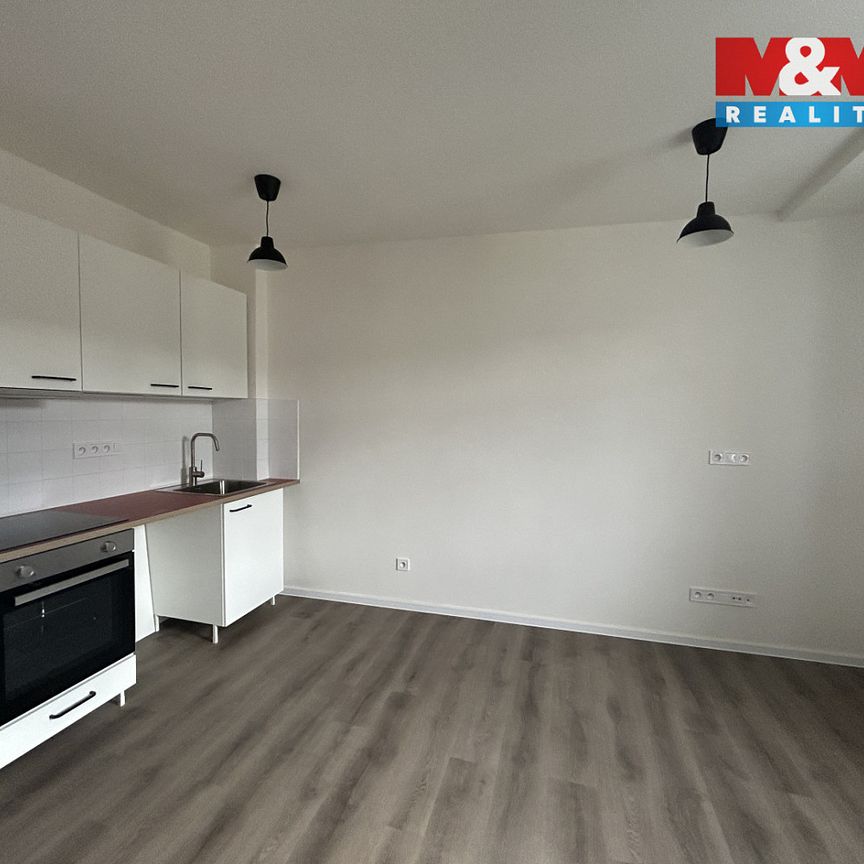 Pronájem bytu 2+1 48 m² - Photo 1