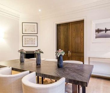 Duke Street, Mayfair, London, W1K - Photo 5