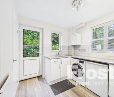 Pages Lane, Uxbridge,UB8 - Photo 5