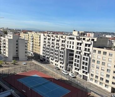 Location Appartement 1 pièce 39m² LYON 7ème - Photo 1