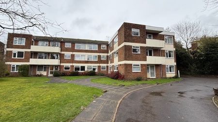 Warren Road, Guildford, Surrey, GU1 - Photo 3