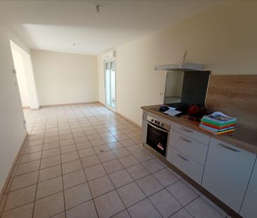 Location Maison 5 pièces 91m² - Photo 4