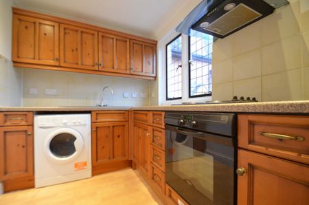 1 bedroom Apartment to rent - Photo 3