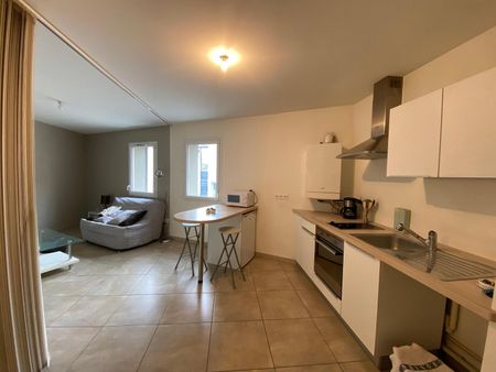 Location Appartement 1 pièce 36m² MONTELIMAR 26200 - Photo 2