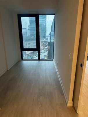 For Lease - 35 Parliament Street Unit# 830, Toronto, Ontario - Photo 1
