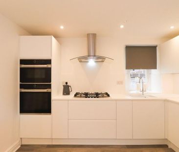 1 bedroom in a house share to rent - Photo 6