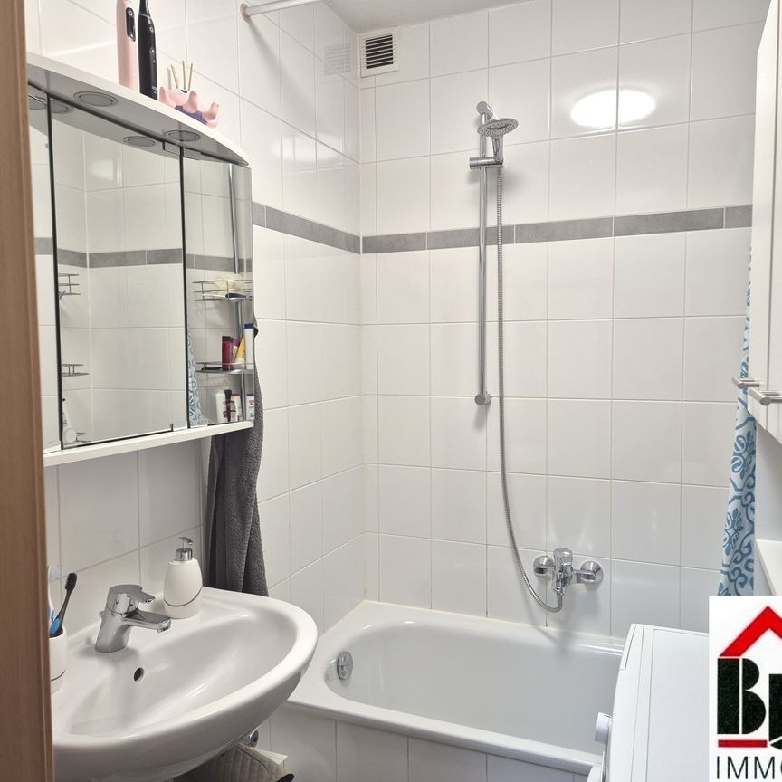 *Ruhige Lage - sehr gepflegt - WC mit Fenster - Balkon* - Foto 1