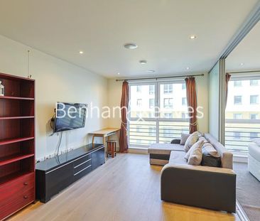 Studio to rent - Photo 2