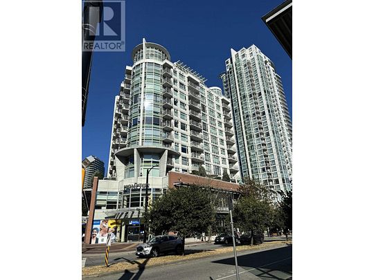 xx8 189 DAVIE STREET, Vancouver, British Columbia - Photo 1