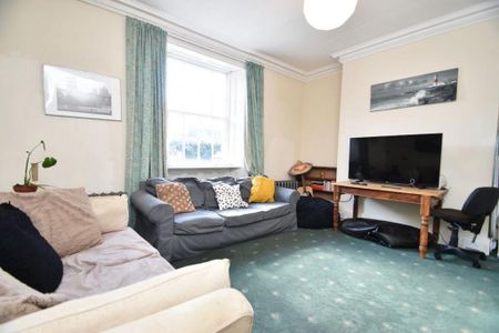 5 bedroom house to rent - Photo 2