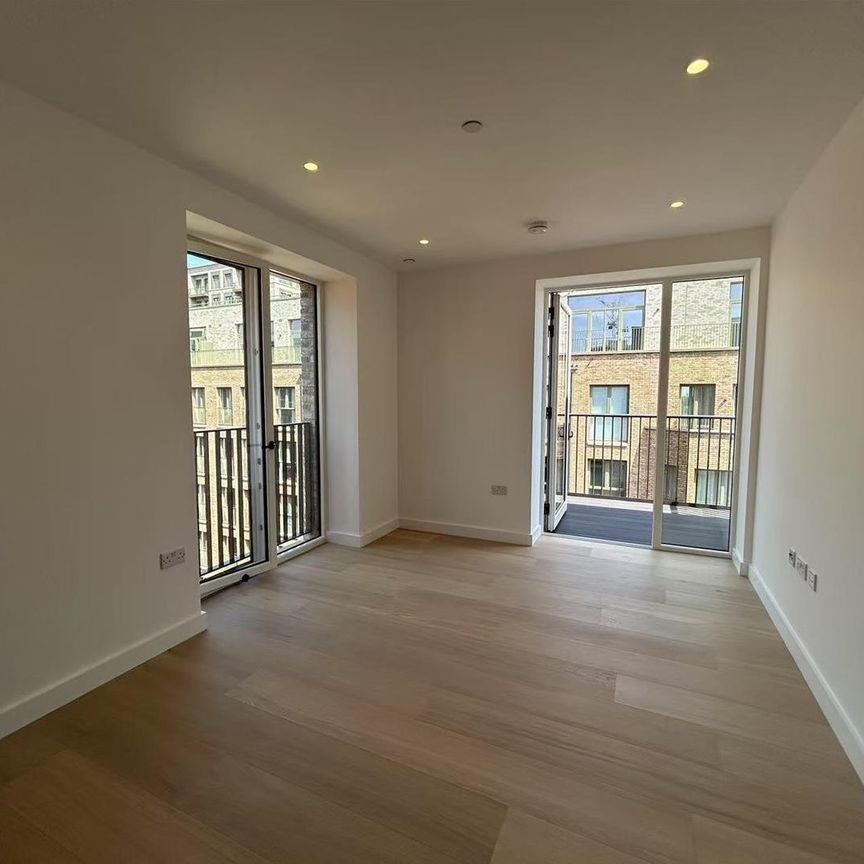 145 Claremont Road, Brent Cross Town - Photo 1