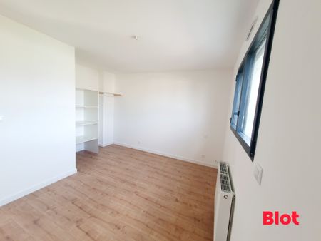 Location Maison 5 pièces 117m² ST GUINOUX 35430 - Photo 3