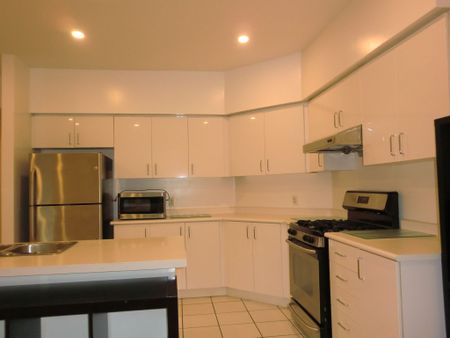 For Lease - 32 Leitch Avenue, Toronto, Ontario - Photo 2