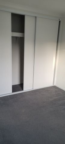 Brookfield - Photo 2