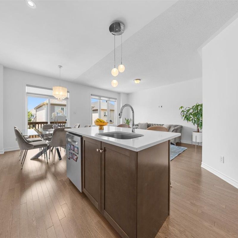 For Lease - 446 Meadowbreeze Drive, Kanata, Ontario - Photo 1