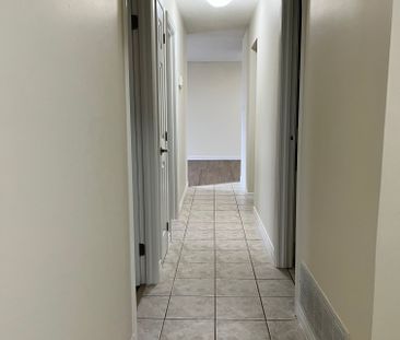 For Lease - 131 Edgehill Drive Unit# O12, Barrie, Ontario - Photo 3