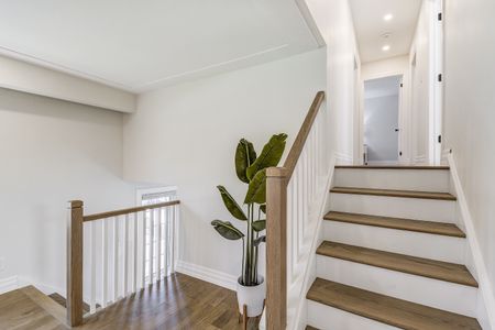 For Lease - 351 Strathcona Drive, Burlington, Ontario - Photo 2