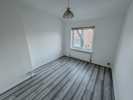3 bedroom detached house to rent - Photo 3