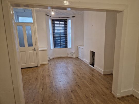 2 Bed Terraced House, Bartlett Street, L15 - Photo 1