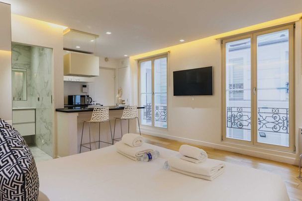 Rue de la Chaussée d'Antin - Photo 1