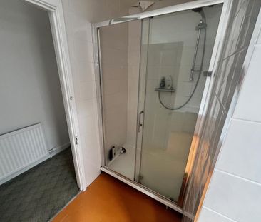 3 bedroom semi-detached house to rent - Photo 6