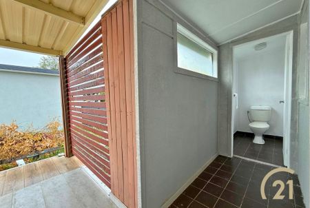 Newly Renovated Family Home in the Heart of Smithfield&excl; - Water Inc&excl; - Photo 5