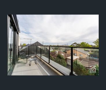 10/33 Howe Street, Murrumbeena, Vic 3163 - Photo 3