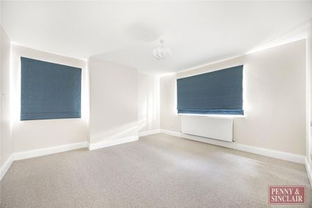 5 bedroom detached house to rent - Photo 2