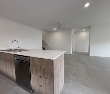 19 Fauna Rd, Gympie QLD 4570 - House For Rent | Domain - Photo 5